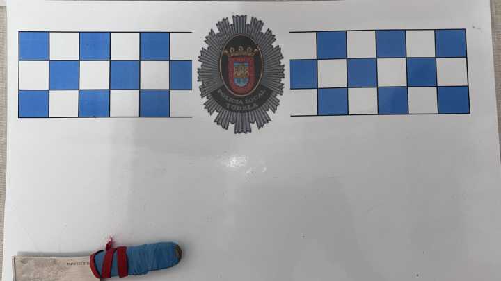 Un parto, Amenazas con arma blanca, Okupas, Grafitis, robos y otras cuestiones en un día cualquiera con policía Municipal