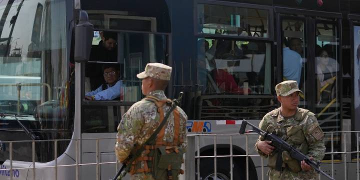 Alcalde Renzo Reggiardo insiste en toque de queda para Lima y Callao si sigue ola de criminalidad, así sea una “medida extrema”