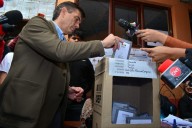 Rodrigo Paz aseguró que Bolivia y el voto están "por encima de la guerra sucia"
