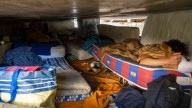 Un asentamiento de personas sin techo en el Rafal Nou desespera a los vecinos: "Si quieres que me vaya búscame un piso"