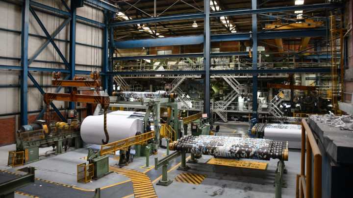 Industria crece 2,1 % en 2025, pero enfrenta alza de informalidad, inseguridad y menor rentabilidad, advierte la Andi