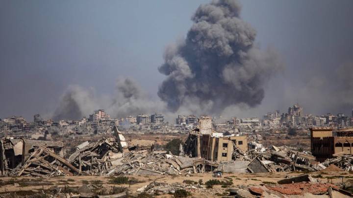 Israel bombardea Rafah tras un supuesto ataque de Hamás y pone en riesgo el alto el fuego en la Franja de Gaza