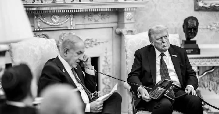 La Casa Blanca difunde las fotografías de la llamada de disculpa de Netanyahu en Qatar