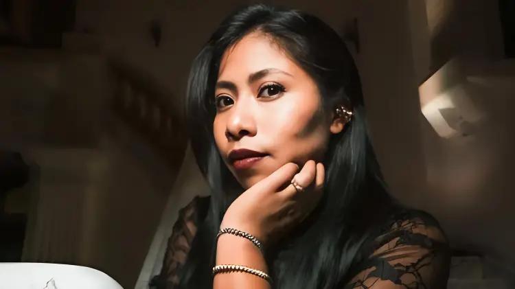 Cartier reinventa su icónico brazalete LOVE con Yalitza Aparicio