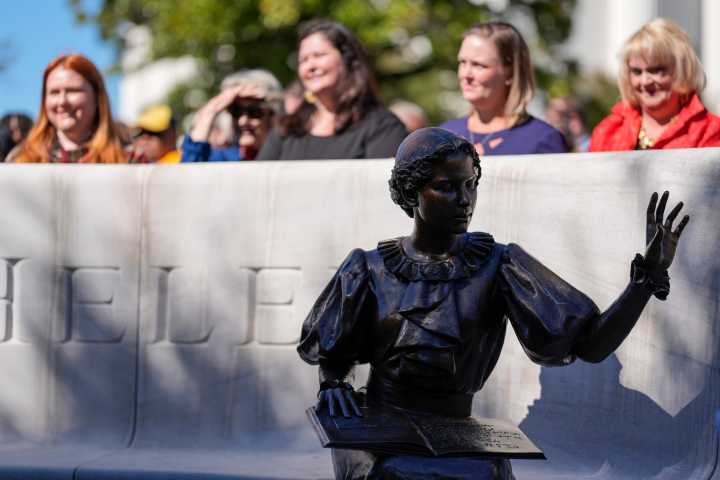 Rosa Parks and Helen Keller statues unveiled at Alabama Capitol