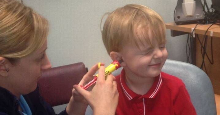 Glasgow mum of teen born with hearing loss thanks NHS for helping son hear again