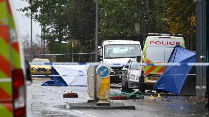 Manchester attacker tried to barge through every door in synagogue