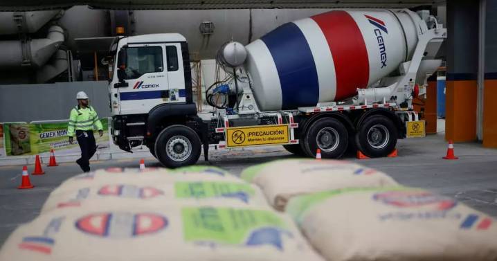 Vende Cemex operaciones en Panamá y expande las de agregados en EU