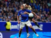 Rondón celebra su gol 100 en Europa dándole un punto vital al Real Oviedo