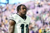 Eagles Announce Troubling AJ Brown News Before Giants Game