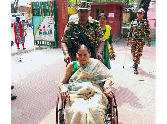 Centre deploys 500 CAPF companies in Bihar ahead of polls; total strength may rise to 1,800 Photo Source: ANI [ FULL VIEW ]