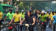 Mandaviya leads ‘Sundays on Cycle’ in New Delhi with doctors and health professionals