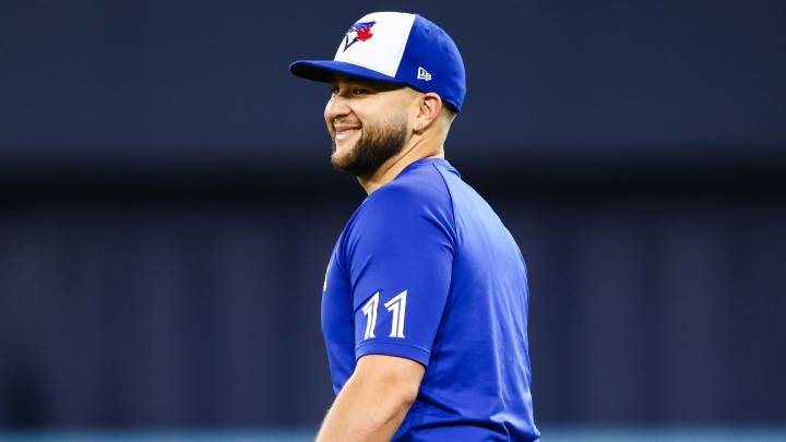 Jays' Bichette, Dodgers' Kershaw on World Series rosters