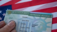 Requisitos estrictos al solicitar la Green Card – Telemundo Area de la Bahía 48