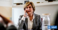 Matthei apuesta por cooperativas para su plan de crear 800 mil soluciones habitacionales