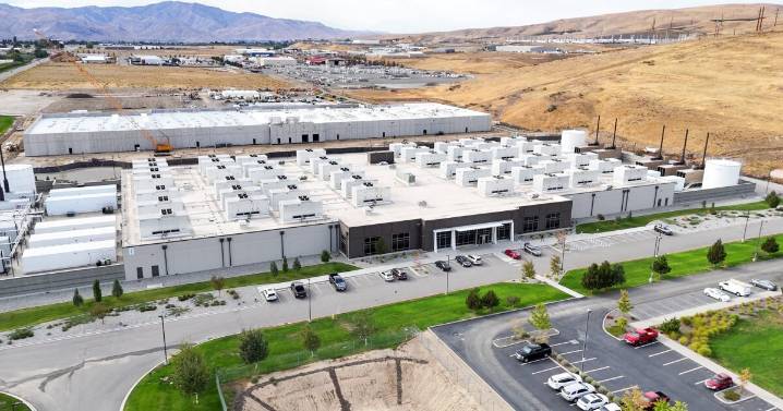 Residents express concerns over proposed data center near Butte