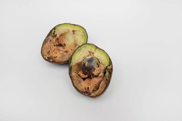Your Avocado Turned Brown. Should You Still Eat It?