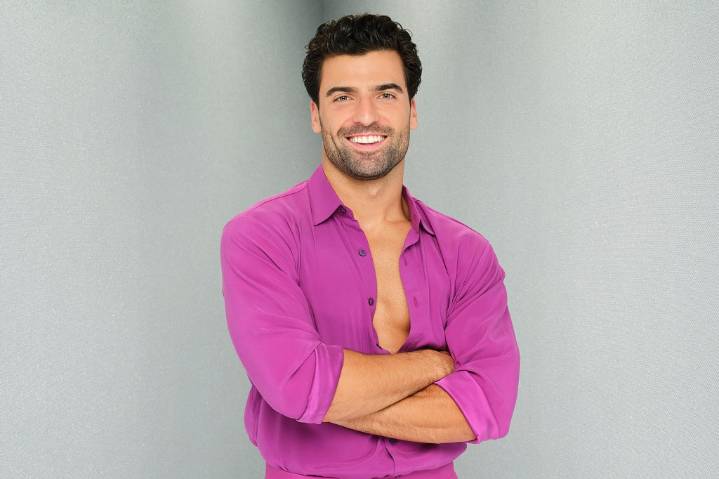 Taylor Swift’s Dancer Jan Ravnik Gets Apology From Ex ‘DWTS’ Pro Over Harsh Criticism: ‘I Will Tell You How It Is’