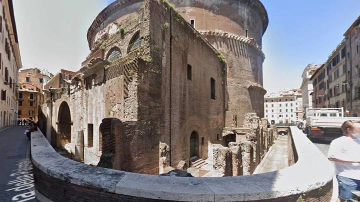 Muere un turista japonés de 70 años al caer desde lo alto del muro que rodea el Panteón de Roma