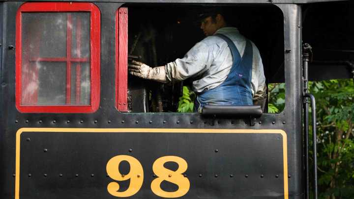 Wilmington & Western Railroad plans return of Santa, fall train rides