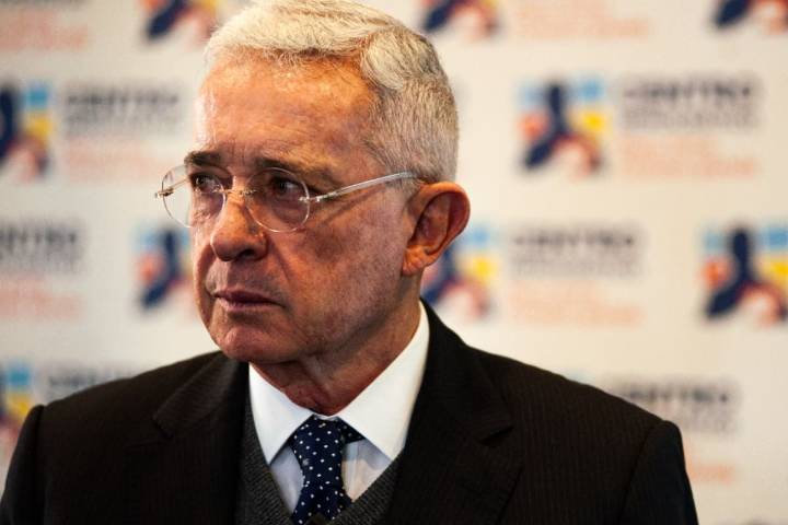 Tribunal de Bogotá declara ilegales las interceptaciones de la Corte Suprema entre Uribe y Cadena