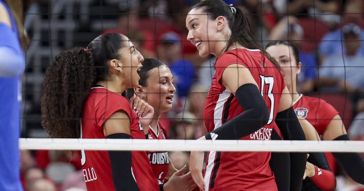 Cards conquer California: No. 6 Louisville takes down No. 4 Stanford and Cal on the road