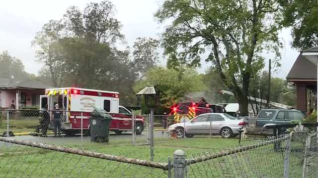 Three houses catch fire in Birmingham neighborhood