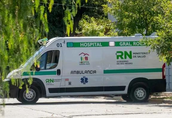 Dos jóvenes heridos tras chocar en moto contra un guardarrail en la Ruta 22
