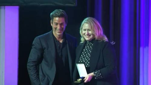 Debra OConnell, President of News Group and Networks for Disney, receives Gold Medal Award at 2025 IRTS Hall of Mentorship Awards