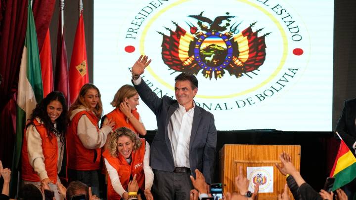 Centrist Rodrigo Paz wins Bolivia's presidential runoff, topping right