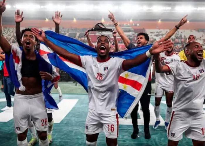 EL EJEMPLO CABO VERDE