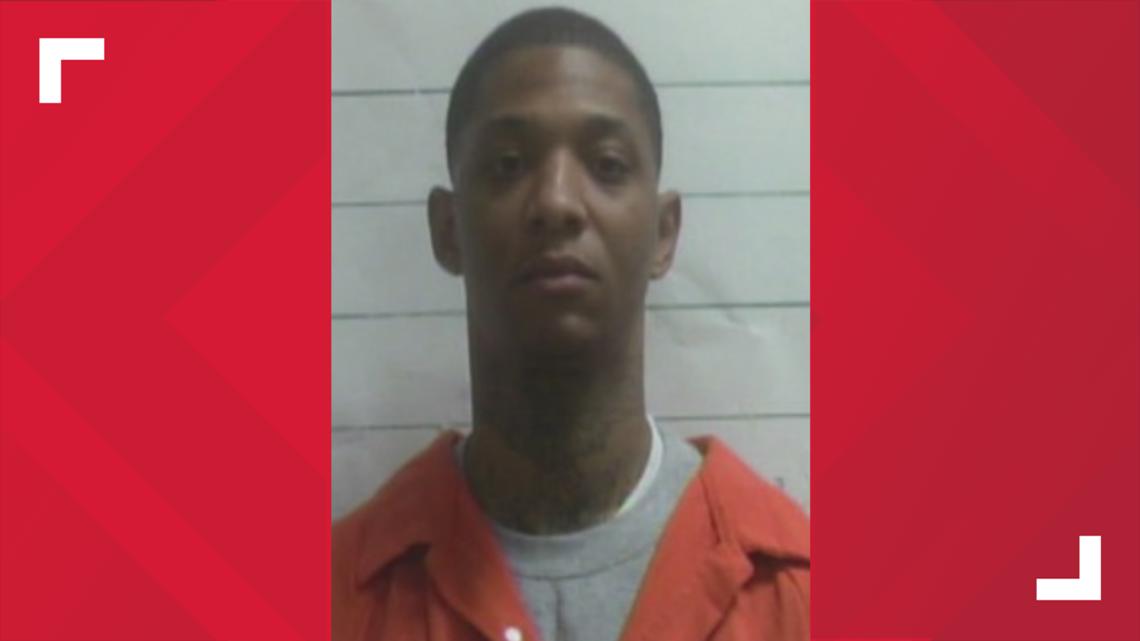 Derrick Groves possibly in standoff with Atlanta Police
