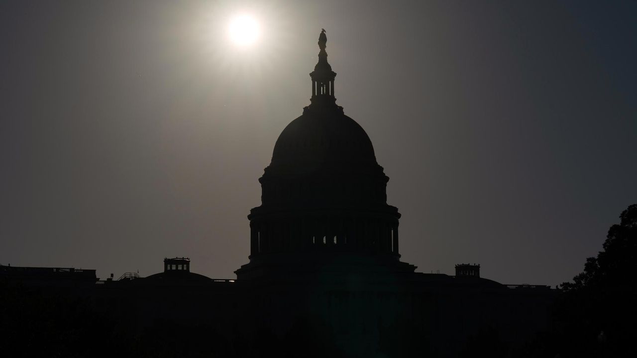 Shutdown day six: Senate votes again, with same outcome