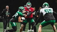 In London, Jets QB Justin Fields and Teammates Strengthen Bond