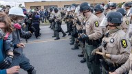 "Se siente miedo y ansiedad en la comunidad": especialista sobre tensión en Chicago ante redadas del ICE contra inmigrantes