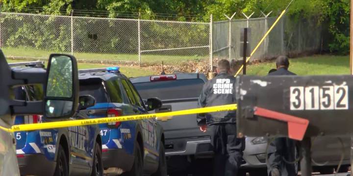 Police investigating 2 shootings minutes apart, believed to be connected