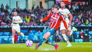 Chivas firma mejor racha de ‘era Milito’ ante Pumas