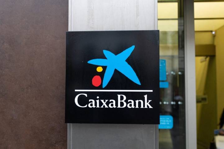 Mapfre y CaixaBank llevan su ruptura de bancaseguros a los tribunales: comienza el pulso financiero
