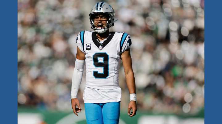 Panthers' Bryce Young leaves win over Jets with ankle injury, status uncertain for next week