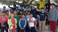 Un músico de Xàtiva recauda material escolar para Bolivia