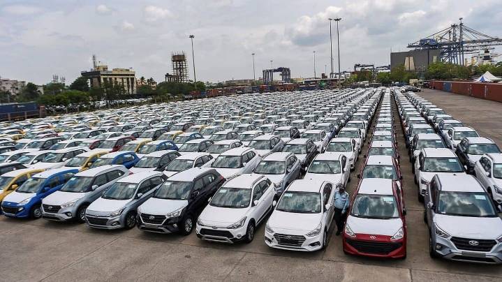 India's automobile exports jump 26% in September quarter