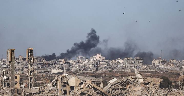 Israeli troops press on in Gaza despite looming ceasefire deal