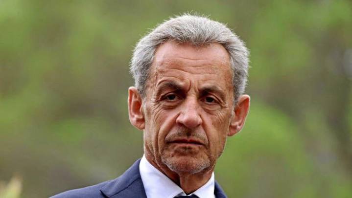 Sarkozy entrará este martes en la cárcel parisina de La Santé