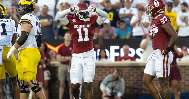 Kobie McKinzie, Gentry Williams upgraded to probable for OU at Tennessee
