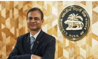 Gold prices new barometer of global uncertainty like crude oil in past : RBI Governor