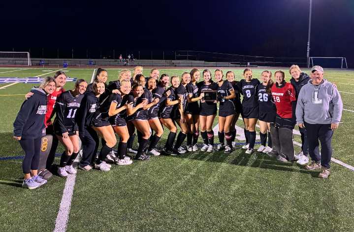 Longmeadow field hockey runs past Frontier, captures 1st WMass title since 2022