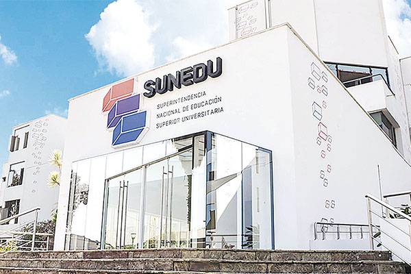 Sunedu inicia mesas de trabajo en seis regiones para fortalecer la calidad del servicio educativo superior