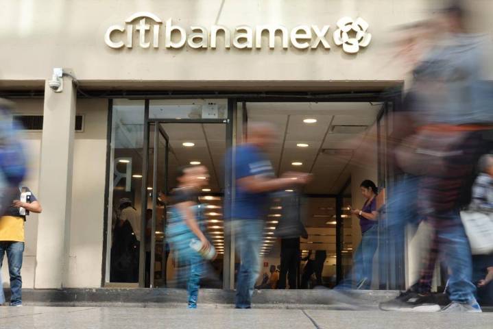 Entra a la puja: Ofrece Grupo México comprar 100% de Banamex