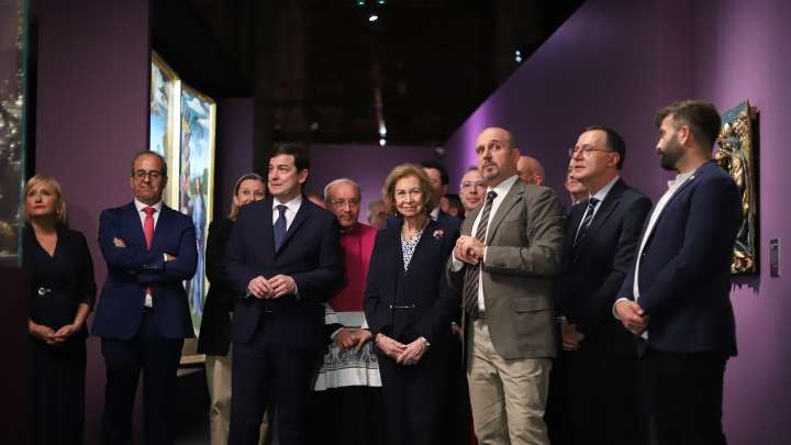 "Esperanza" conquista a la Reina Sofía: "Es una exposición preciosa"