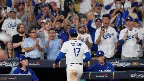 World Series: Dodgers and Blue Jays tied 2